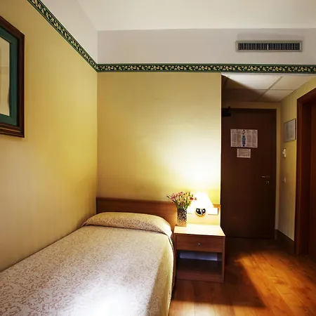Fortuna Hotel 3*