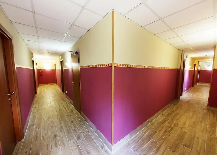 福尔图纳酒店 酒店