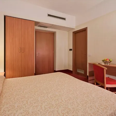 포르투나 호텔 3*